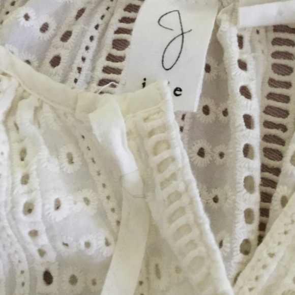 Joie Eyelet Blouse size small - Picture 2 of 4